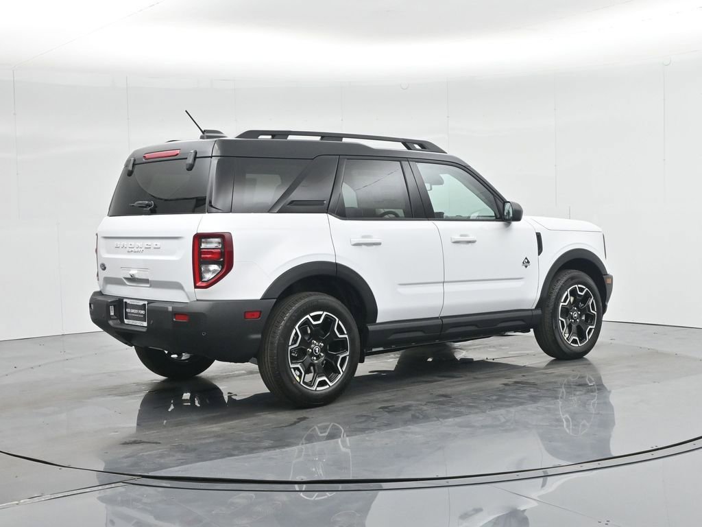 New 2025 Ford Bronco Sport Outer Banks image 11