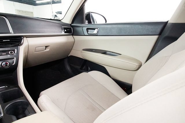 Used 2018 Kia Optima LX FWD image 7