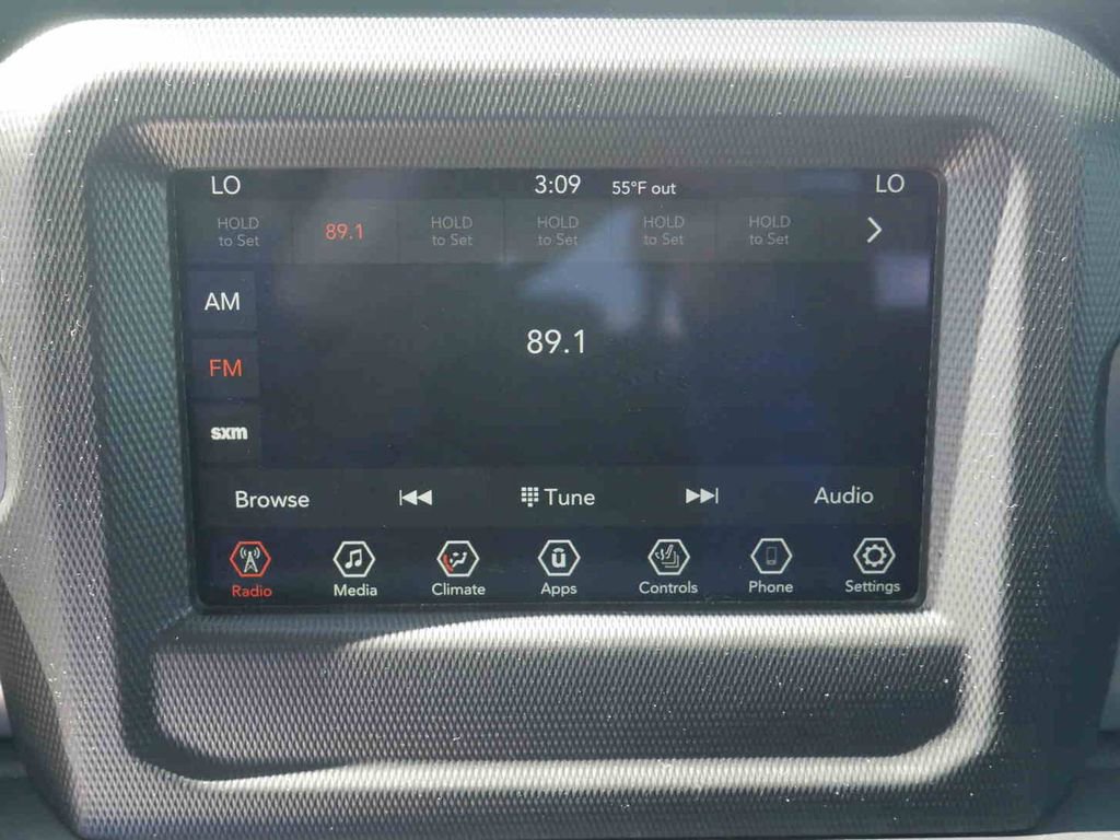 Certified 2023 Jeep Gladiator Willys image 31