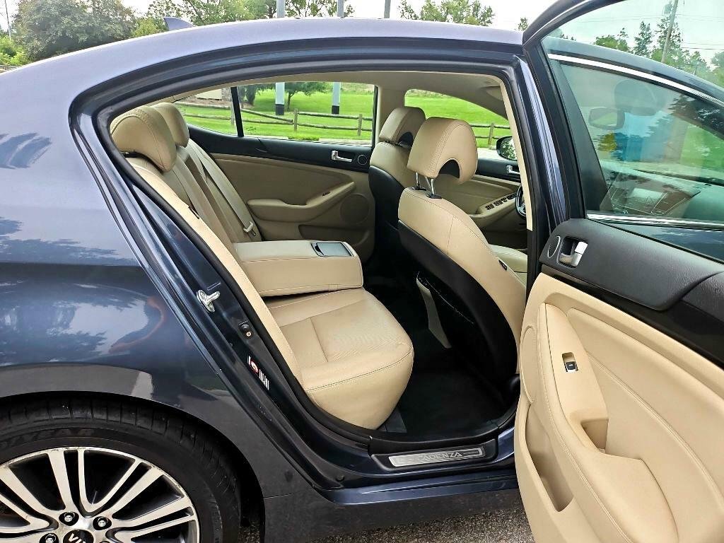 Used 2014 Kia Cadenza Premium image 26