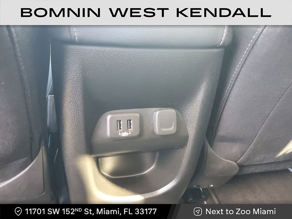 Used 2020 Chevrolet Colorado LT image 17