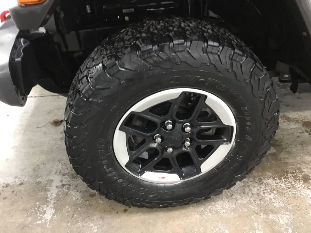 Used 2021 Jeep Wrangler Unlimited Rubicon AWD/4WD image 4