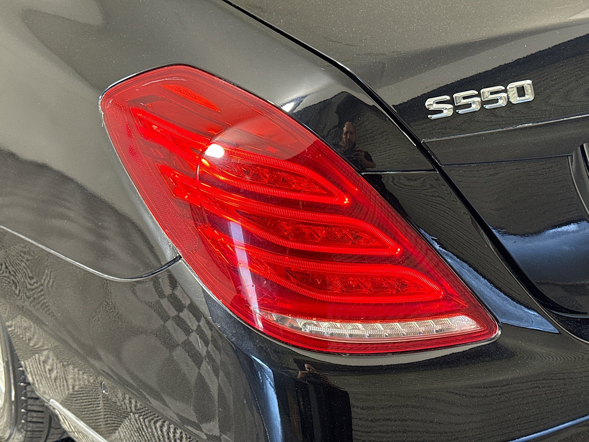 Used 2015 Mercedes-Benz S 550 4MATIC Sedan image 35