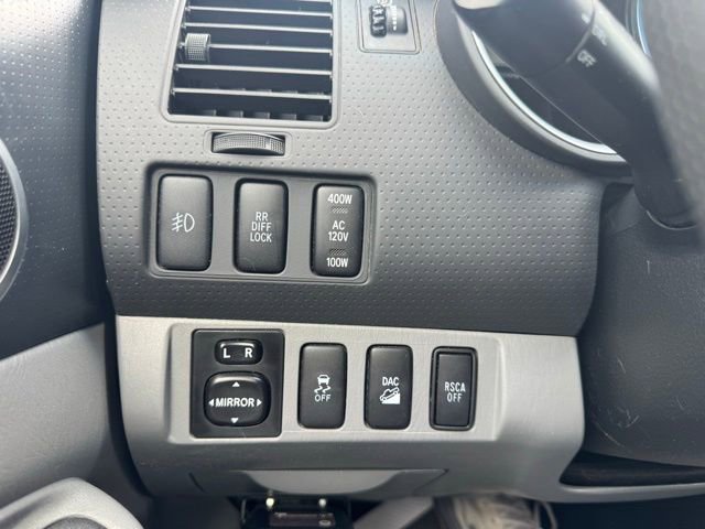 Used 2015 Toyota Tacoma 4x4 Double Cab w/ TRD Off-Road Package image 15
