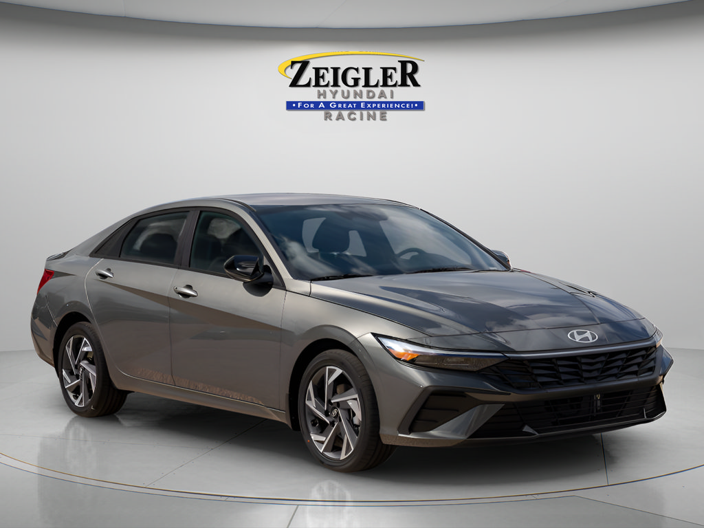 New 2025 Hyundai Elantra SEL