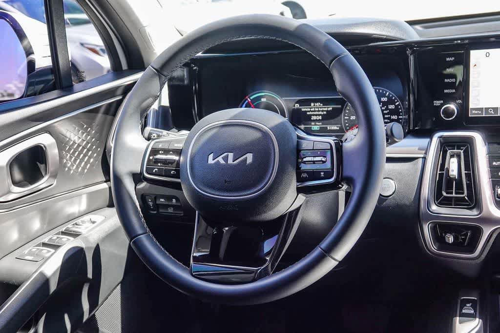 Used 2023 Kia Sorento EX AWD/4WD image 14