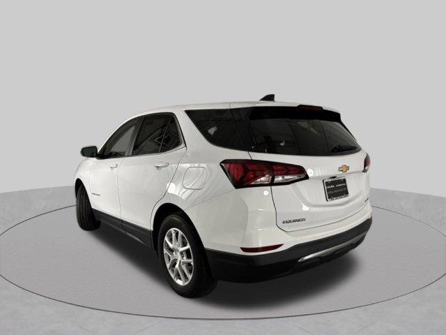 Used 2023 Chevrolet Equinox LT w/ Driver Convenience Package AWD/4WD image 5