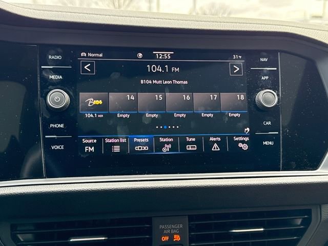 Used 2024 Volkswagen Jetta SEL image 20