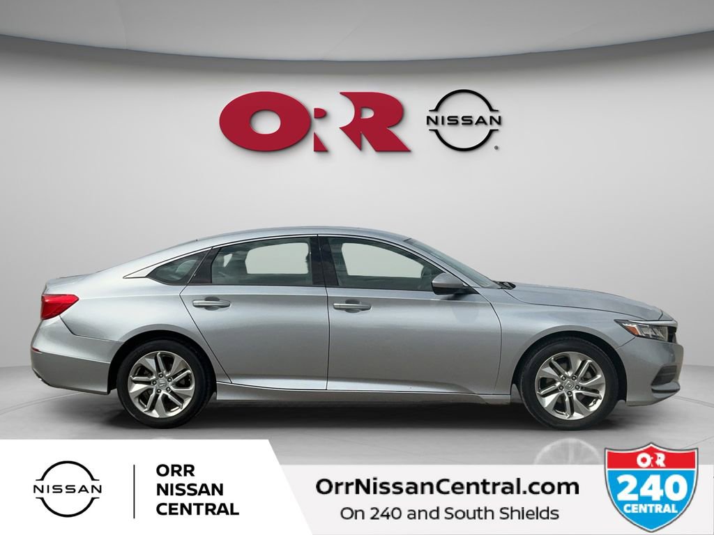 Used 2018 Honda Accord LX image 4