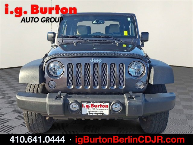 Used 2018 Jeep Wrangler Sport image 2