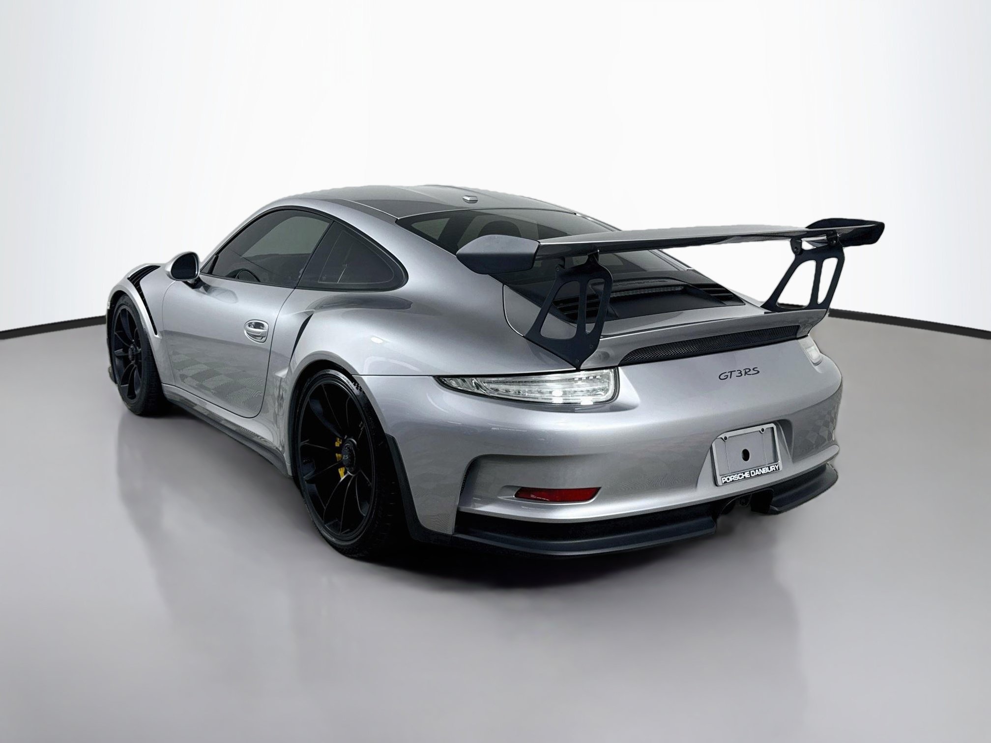 Certified 2016 Porsche 911 GT3 RS RWD image 3