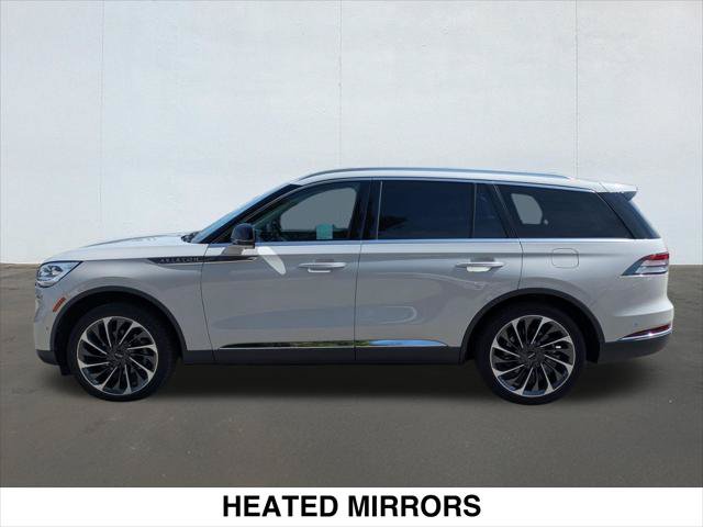Used 2024 Lincoln Aviator Reserve w/ Equipment Group 201A AWD/4WD image 2