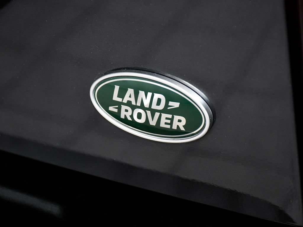 Used 2023 Land Rover Defender 90 X-Dynamic SE AWD/4WD image 91