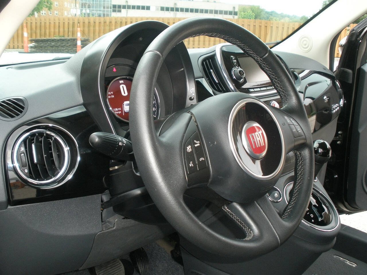Used 2017 FIAT 500 Pop w/ Sport Appearance Package FWD image 30