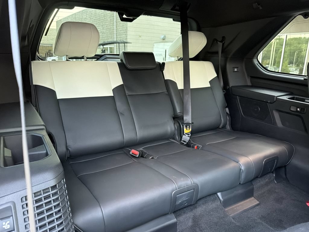 Used 2025 Toyota Sequoia Capstone AWD/4WD image 14