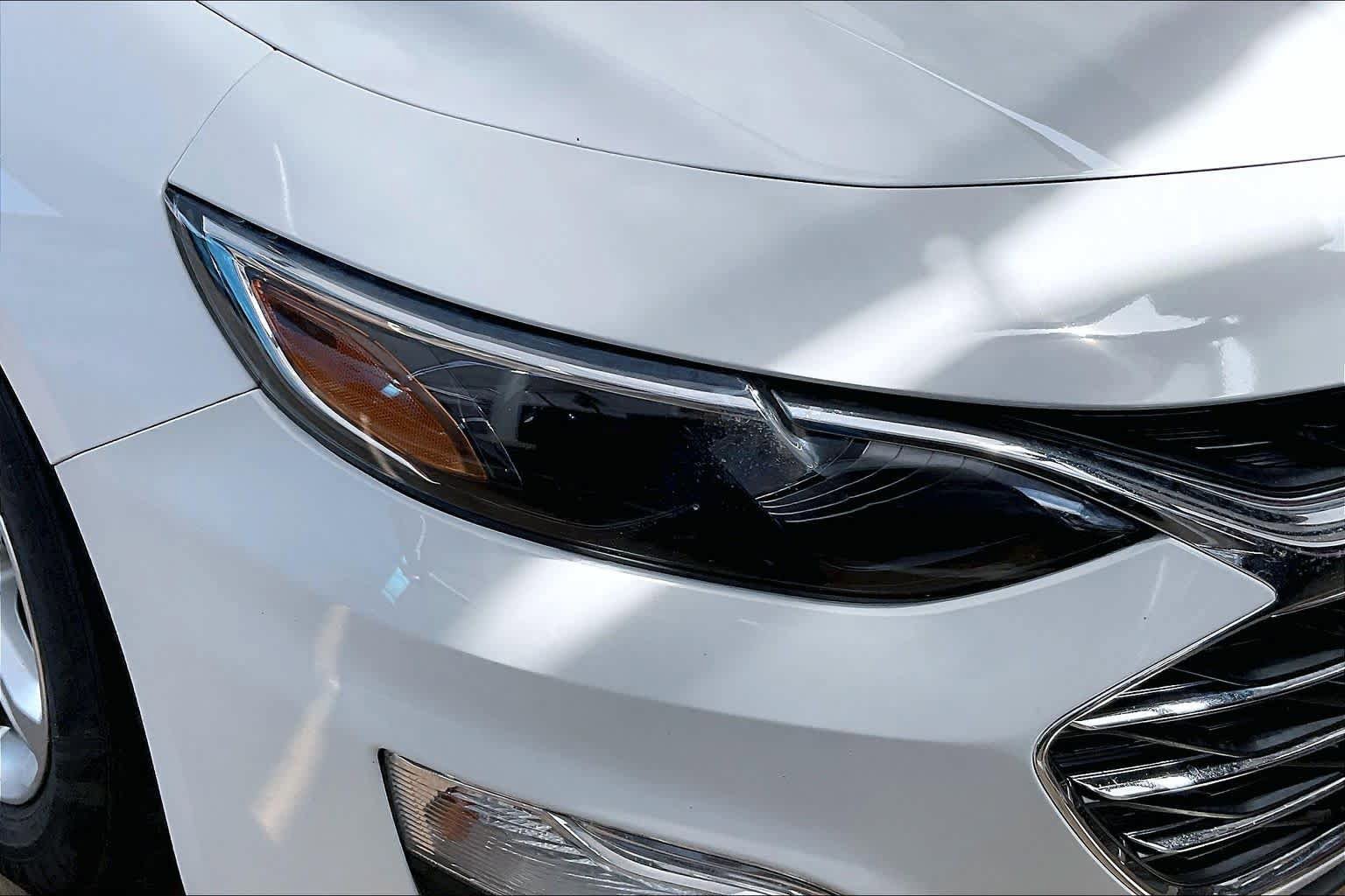 Used 2021 Chevrolet Malibu LS FWD image 27