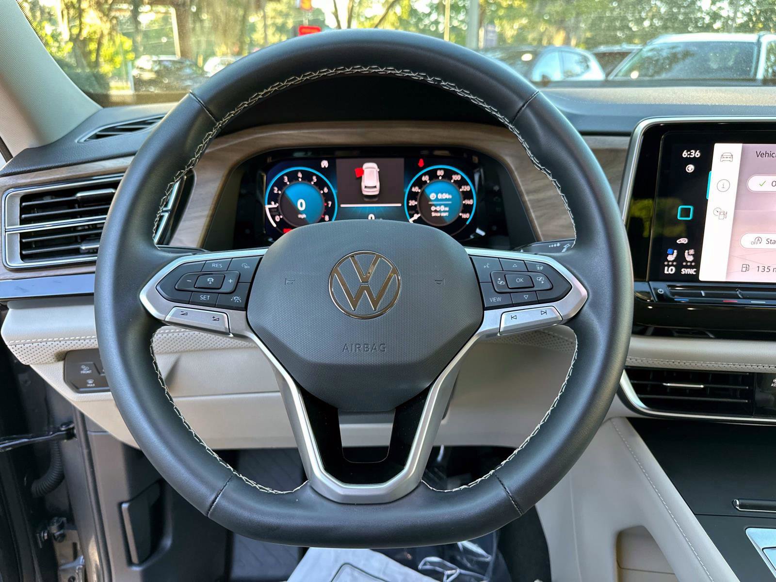 Certified 2025 Volkswagen Atlas SE image 56