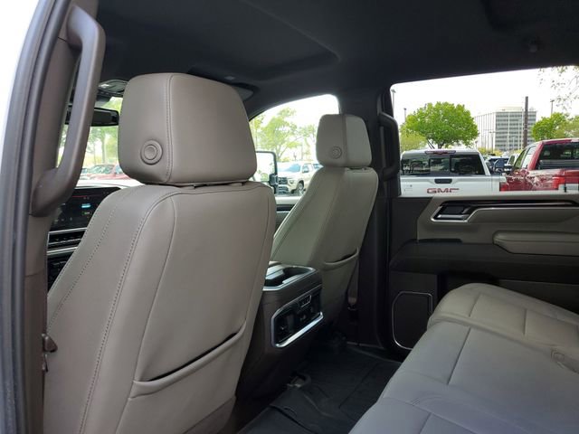 Used 2025 GMC Sierra 2500 SLT w/ SLT Premium Package image 11