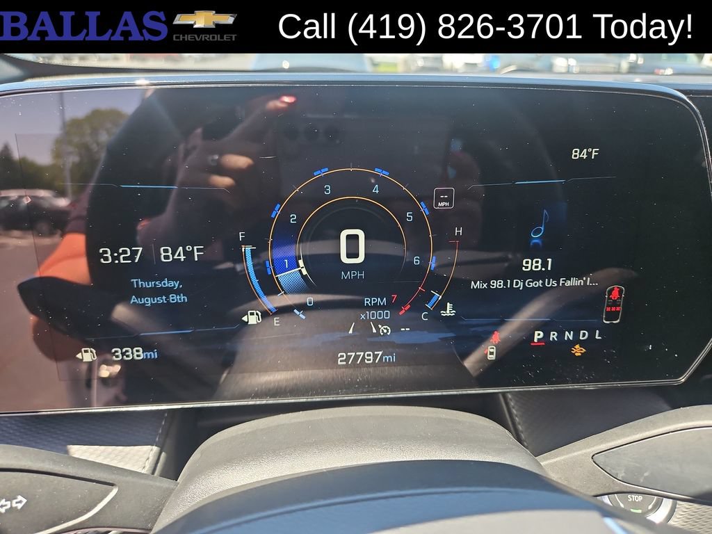Certified 2025 Chevrolet Equinox LT FWD image 11