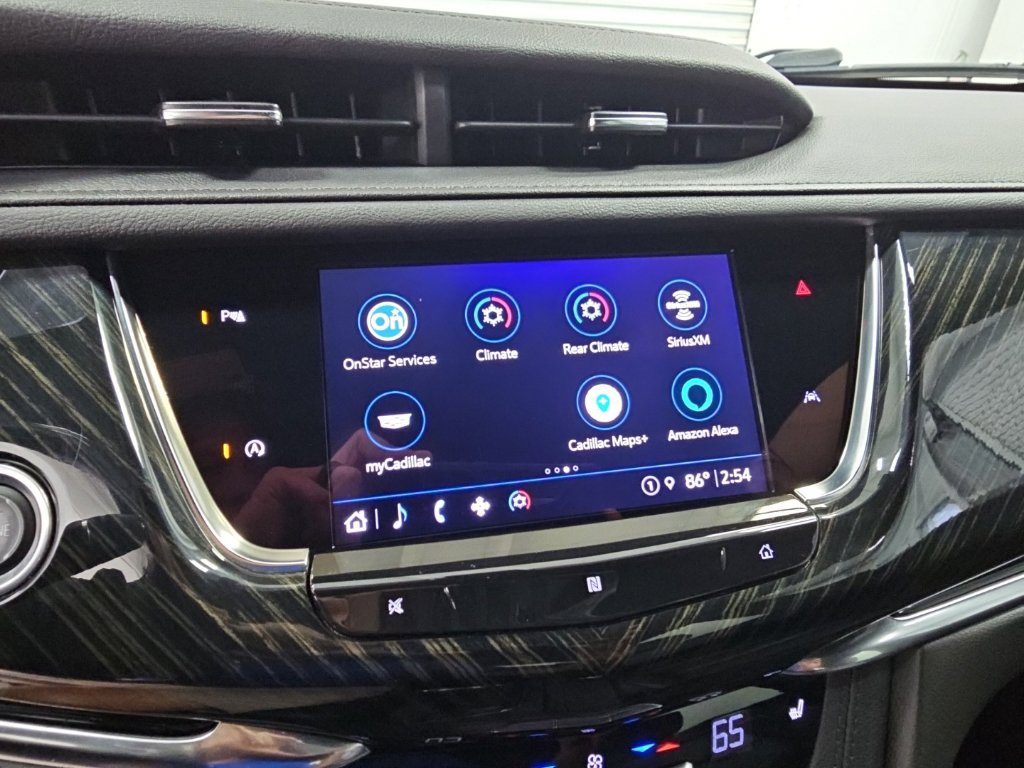 Used 2021 Cadillac XT6 Premium Luxury FWD image 18