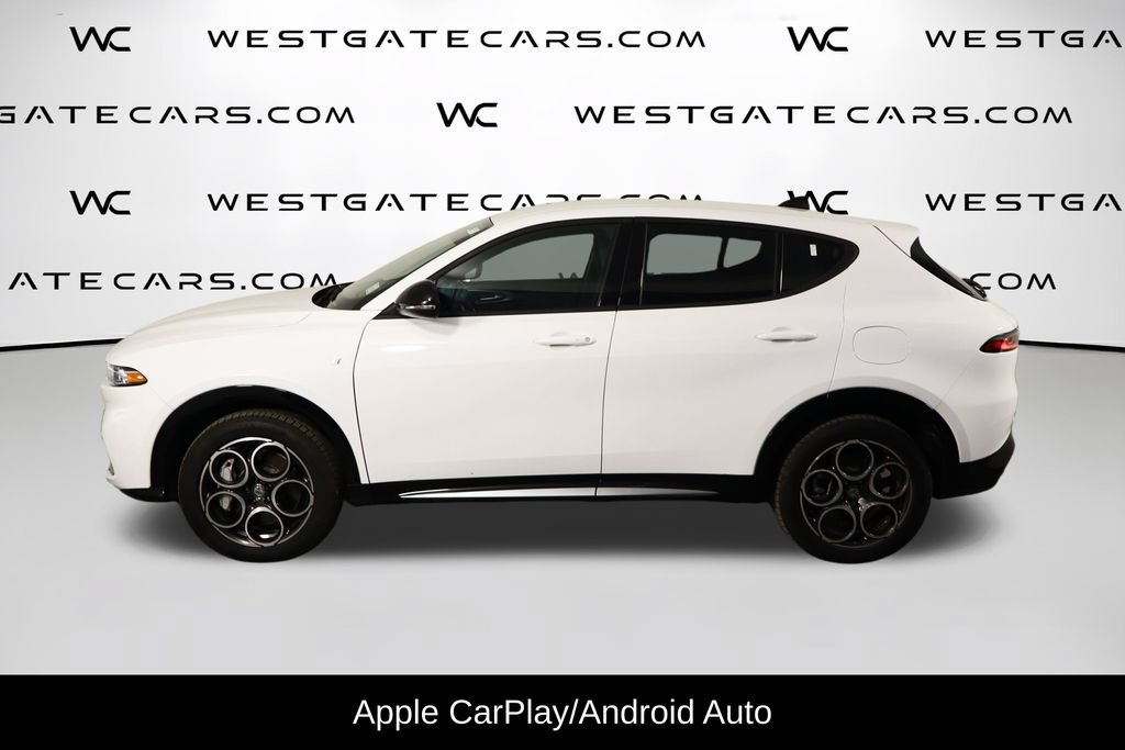 Used 2024 Alfa Romeo Tonale Ti AWD/4WD image 5