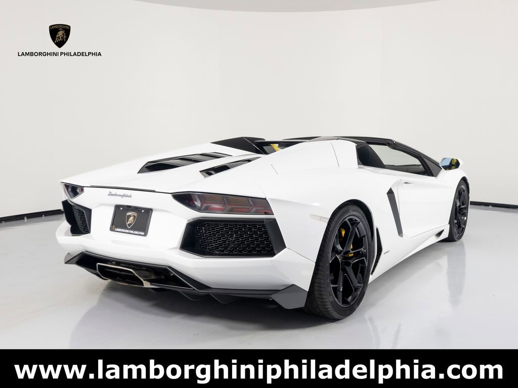 Used 2016 Lamborghini Aventador LP 700-4 AWD/4WD image 6