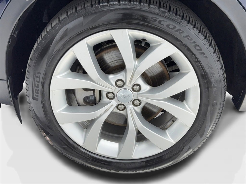 Used 2023 Land Rover Discovery Sport SE image 56