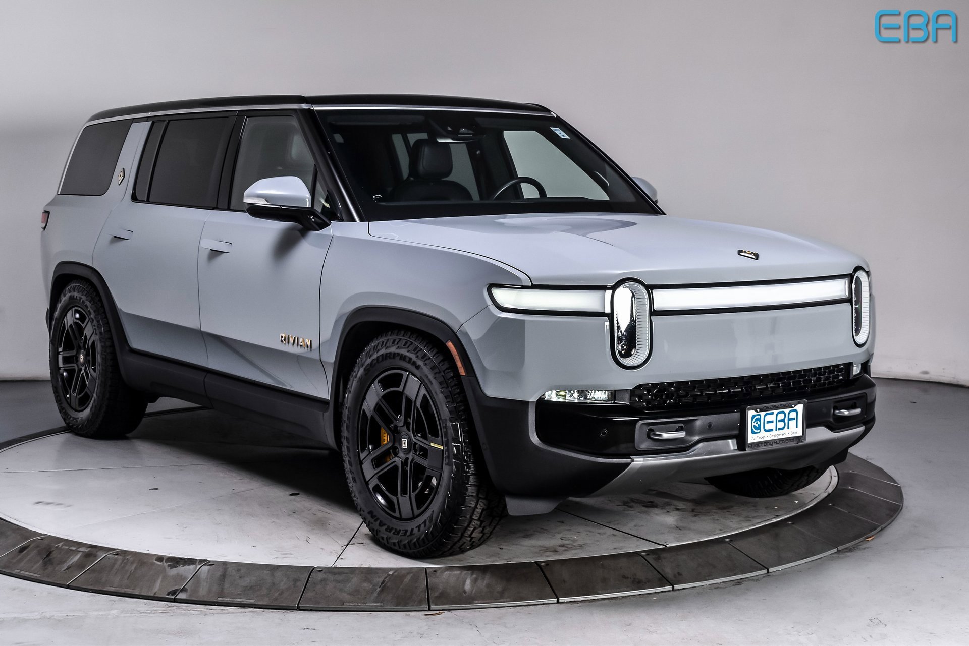Used 2022 Rivian R1S Launch Edition