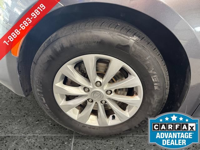 Used 2018 Chrysler Pacifica Touring-L FWD image 25