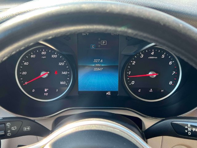 Used 2022 Mercedes-Benz GLC 300 4MATIC w/ Premium Package Lite image 26