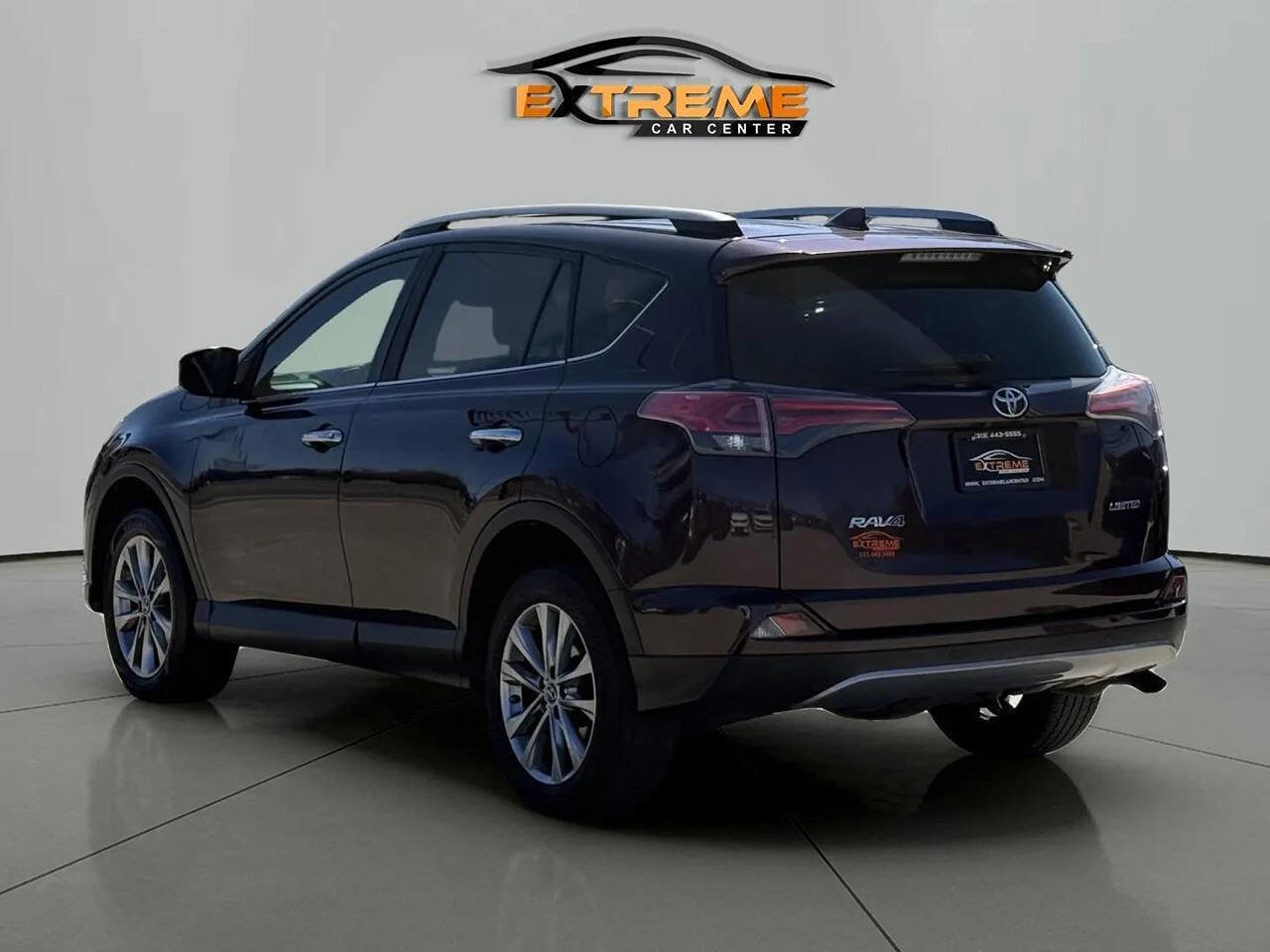 Used 2017 Toyota RAV4 Limited image 4