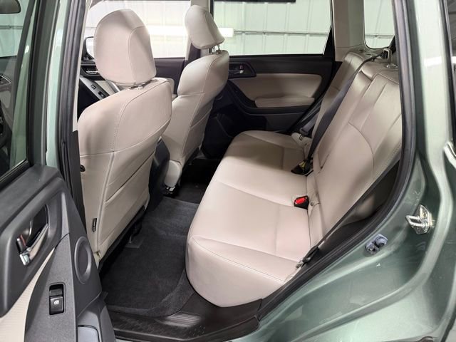 Used 2016 Subaru Forester 2.5i Limited AWD/4WD image 11