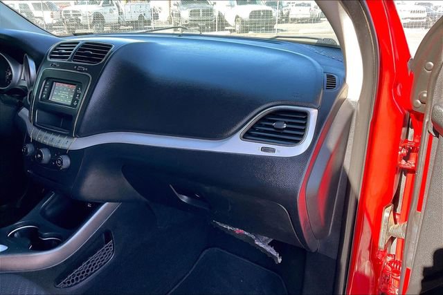 Used 2019 Dodge Journey SE w/ Connectivity Group image 16