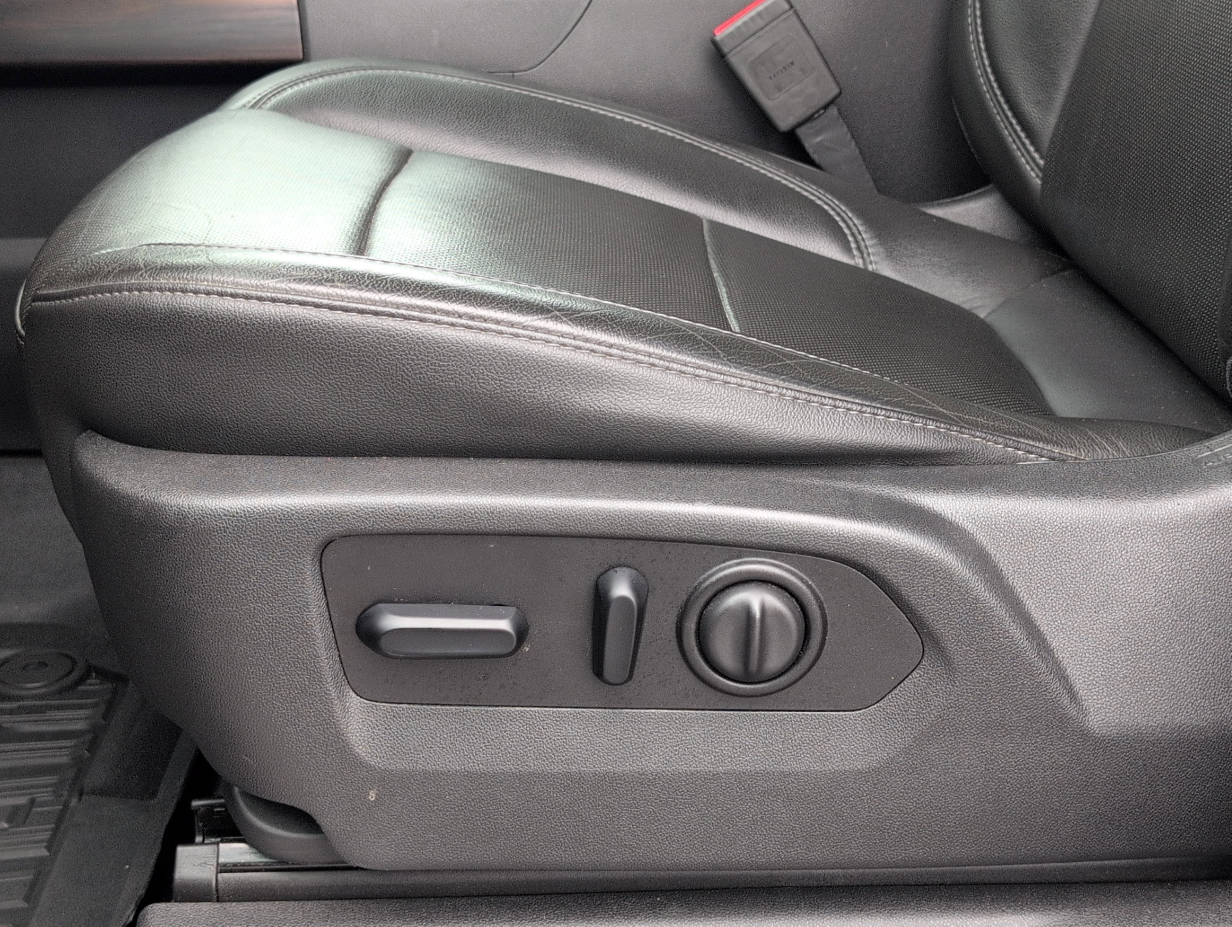 Used 2020 GMC Sierra 1500 SLT w/ SLT Premium Plus Package image 14