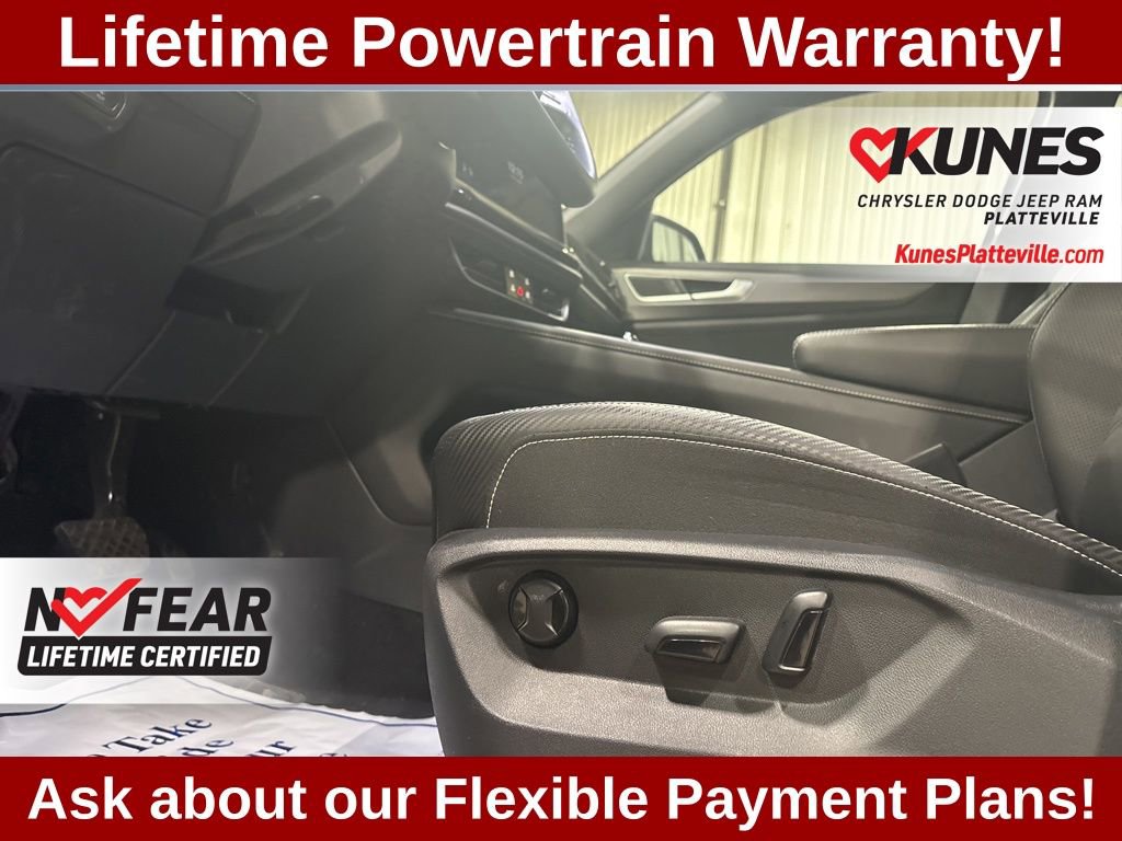 Used 2025 Volkswagen Atlas Cross Sport SE image 20