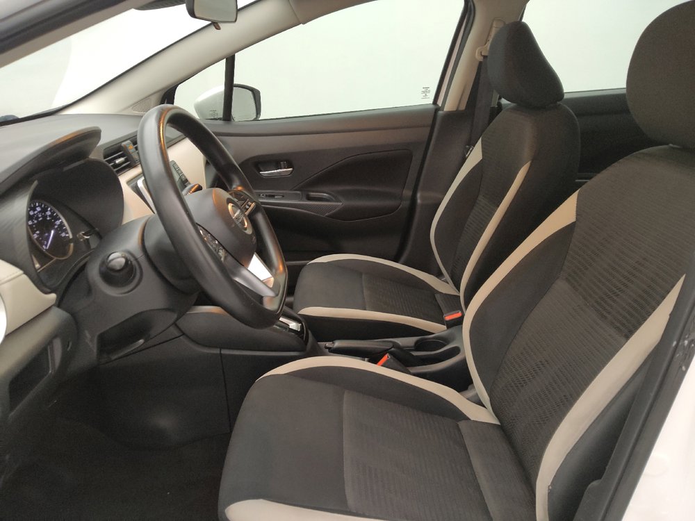 Used 2022 Nissan Versa SV w/ Trunk Package FWD image 17