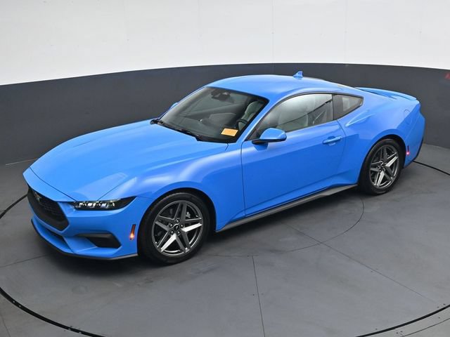 Used 2025 Ford Mustang Premium RWD image 31