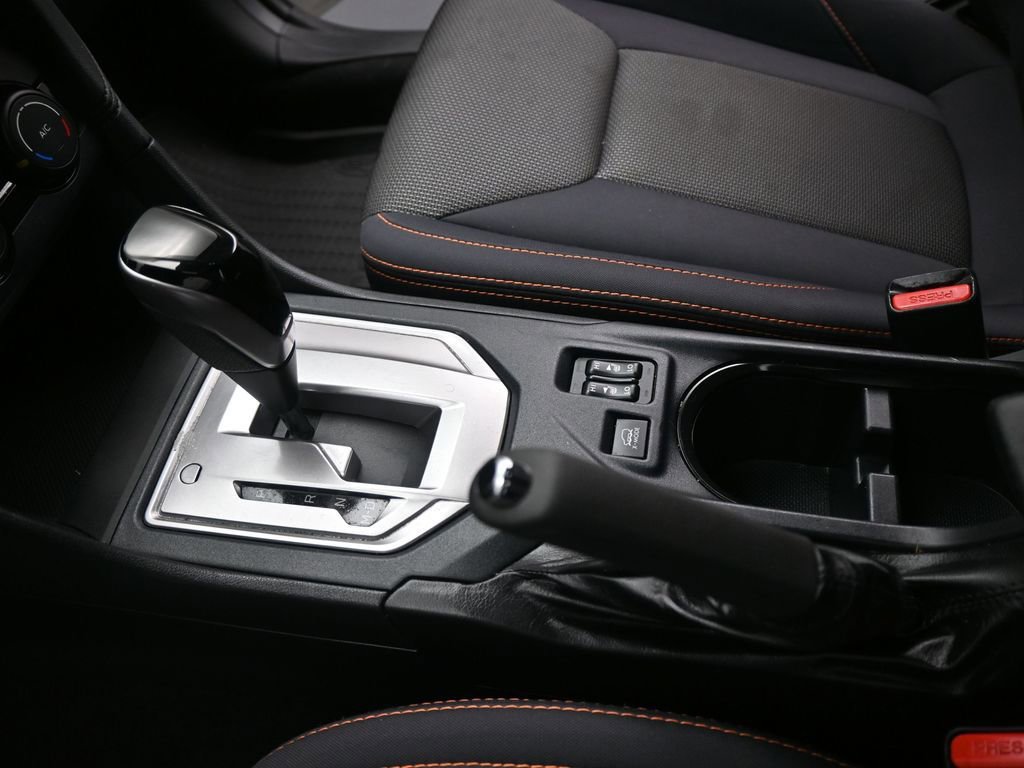 Used 2018 Subaru Crosstrek 2.0i Premium image 16