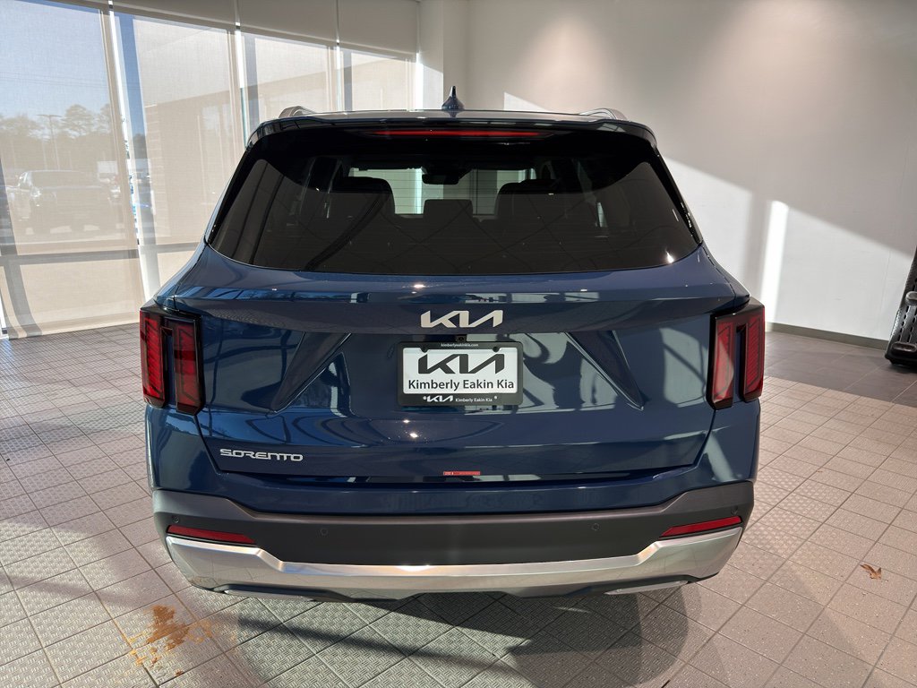 New 2026 Kia Sorento S image 4
