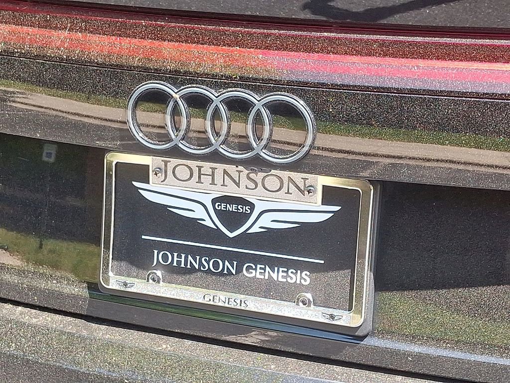 Used 2024 Audi SQ8 Prestige w/ Prestige Package image 24