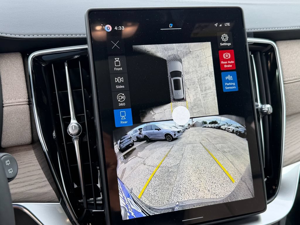 New 2026 Volvo XC90 B6 Plus w/ Protection Package Premier AWD/4WD image 22