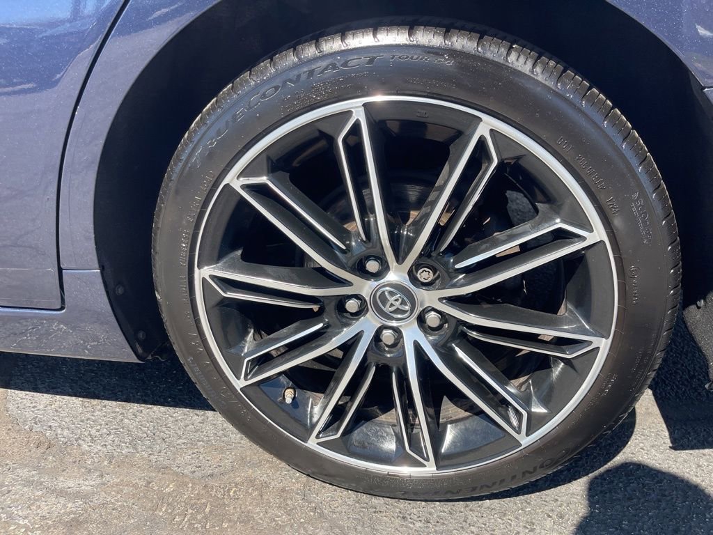 Used 2019 Toyota Avalon XSE w/ All Weather Liner Package image 28