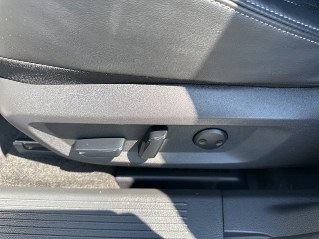 Used 2023 Nissan Rogue Platinum w/ Platinum Premium Package AWD/4WD image 12