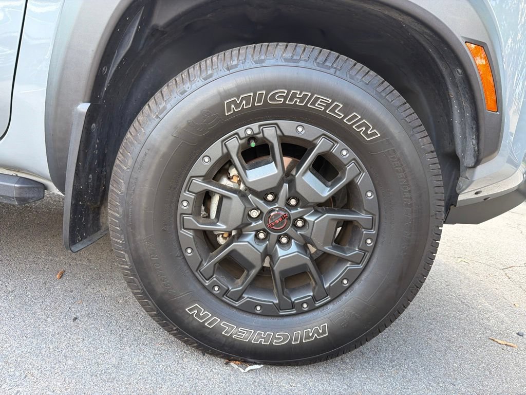 Used 2023 Nissan Frontier PRO-4X w/ Pro-4X Premium Package AWD/4WD image 33
