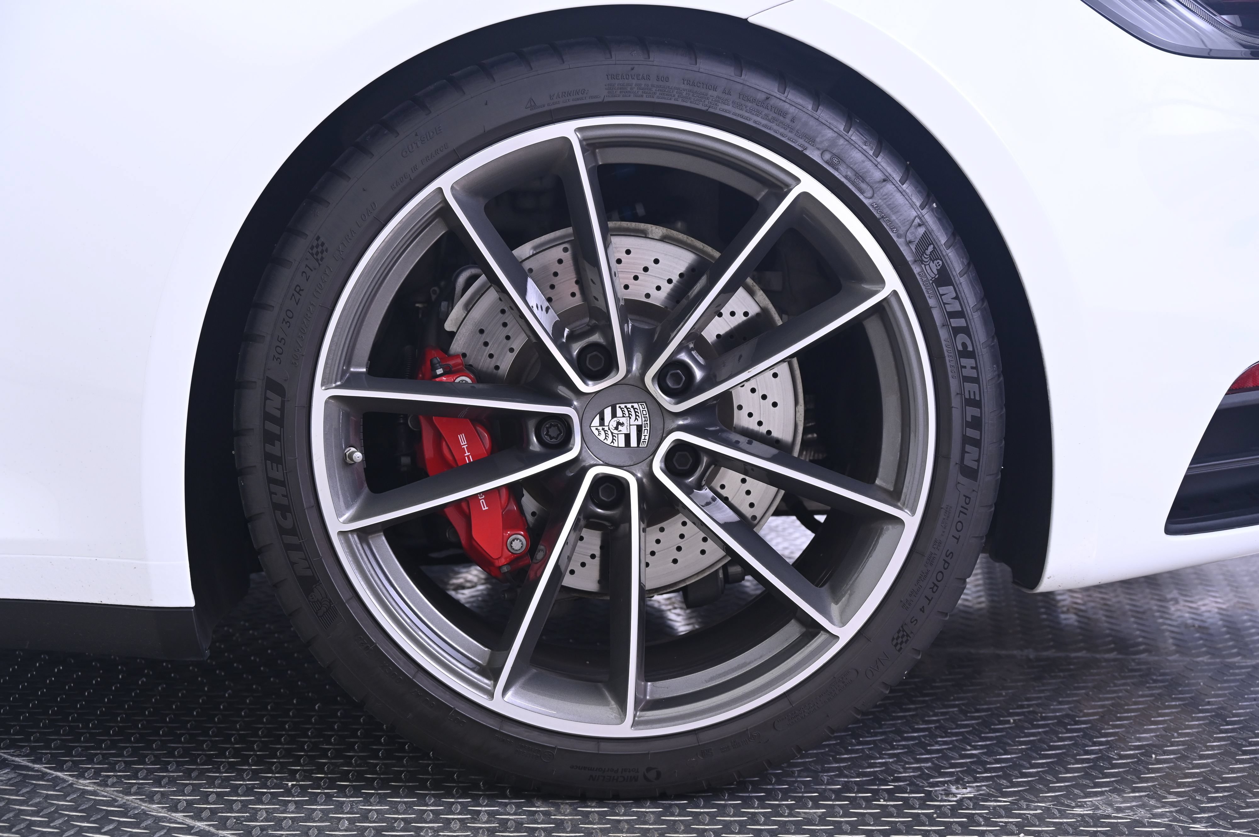Used 2023 Porsche 911 Carrera S RWD image 12