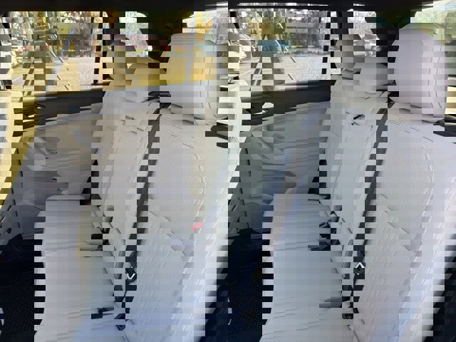 Certified 2023 Volkswagen Tiguan SE R-Line image 14