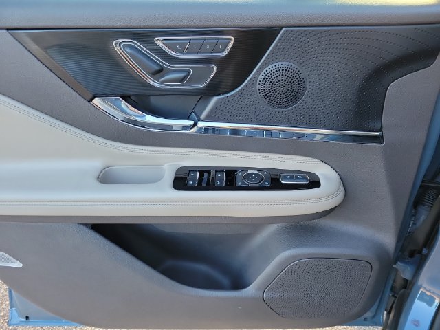 Certified 2023 Lincoln Corsair FWD image 14
