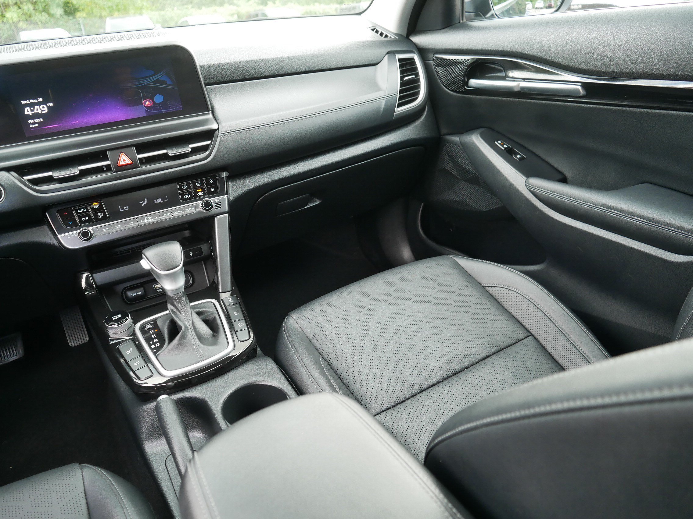 Certified 2024 Kia Seltos EX AWD/4WD image 11