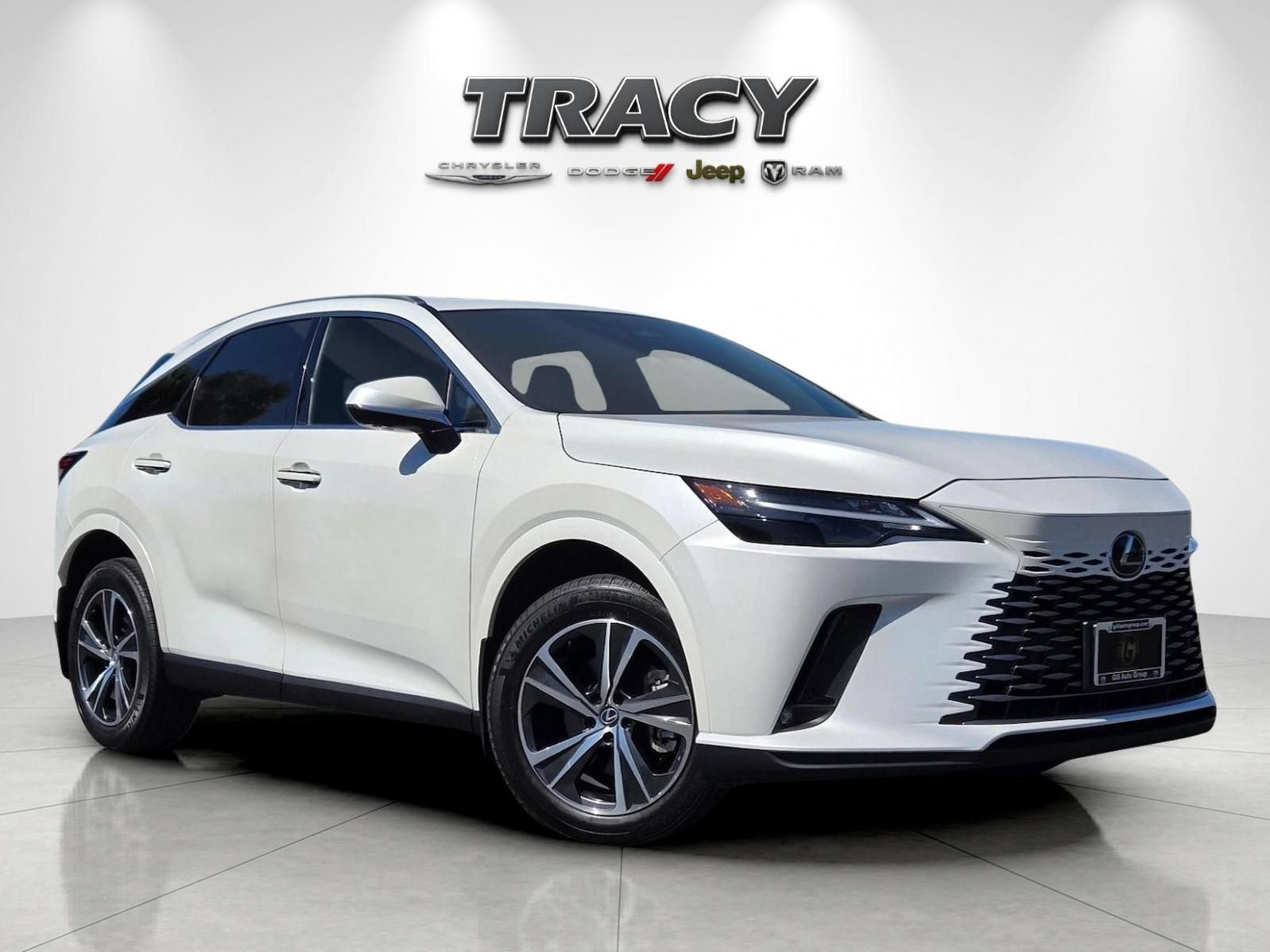 Used 2024 Lexus RX 350 Premium w/ Convenience Package FWD image 2
