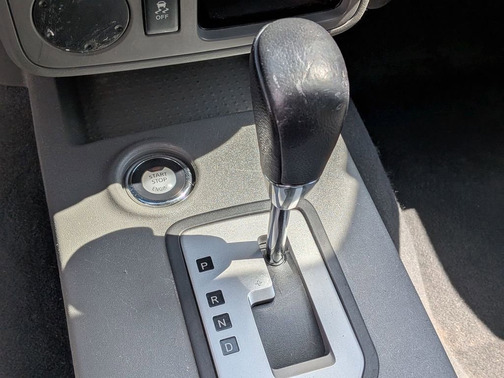 Used 2020 Nissan Frontier S RWD image 17